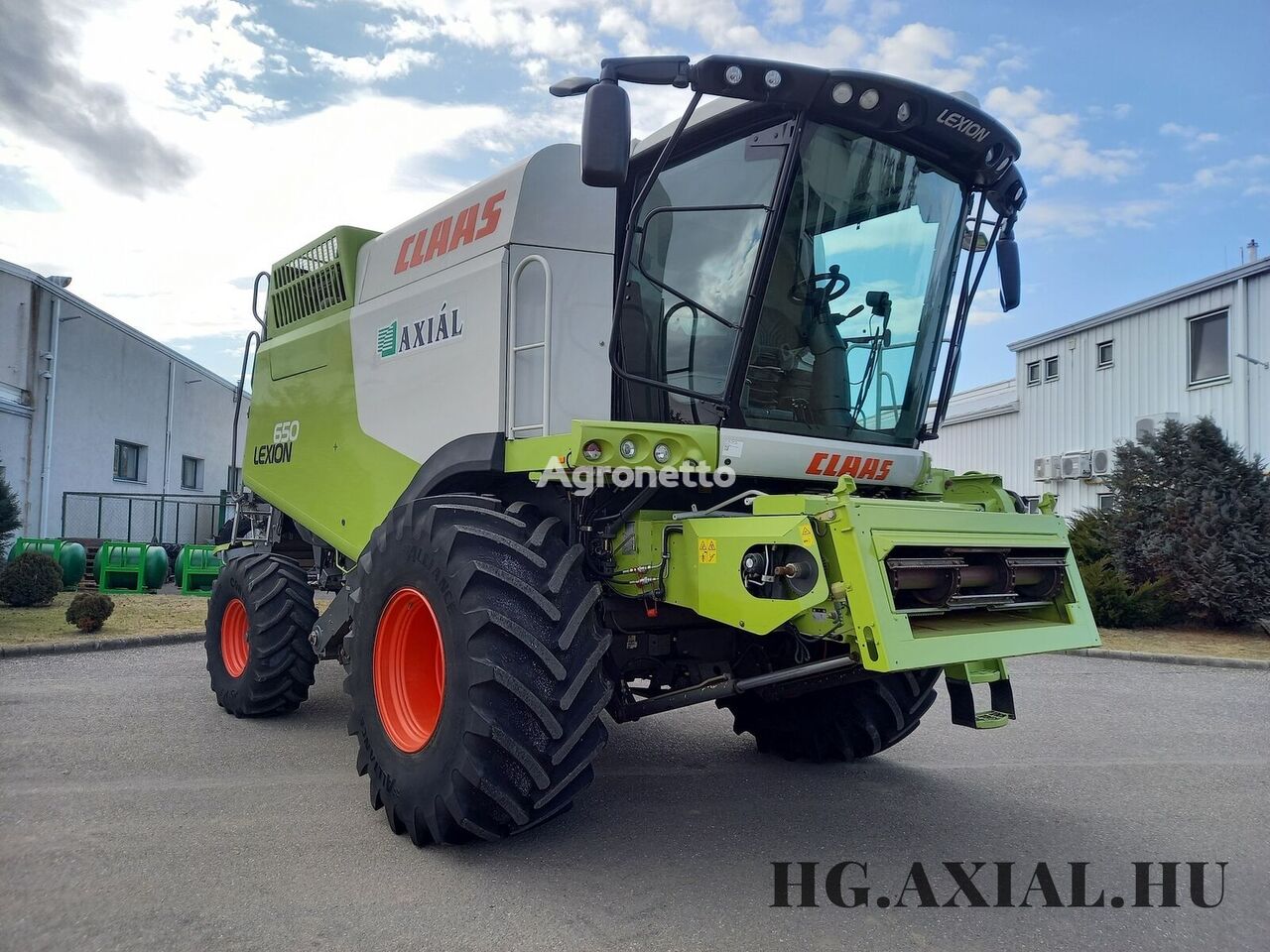 moissonneuse-batteuse Claas Lexion 650 Combine