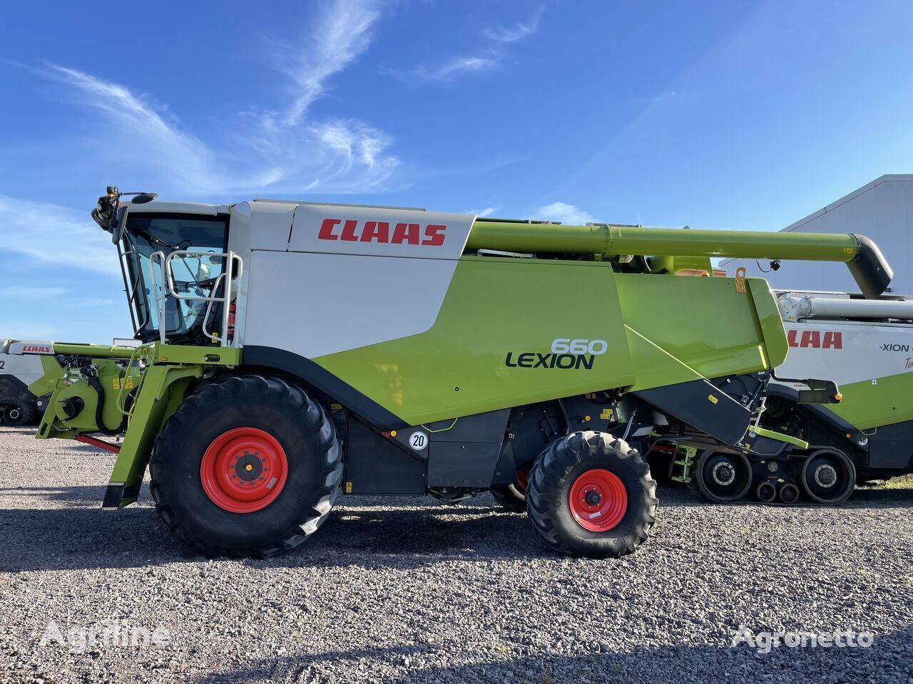 moissonneuse-batteuse Claas Lexion 660 v Lizynh