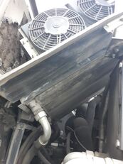 radiateur de refroidissement du moteur Duża chłodnica z wentylatora pour tracteur à roues