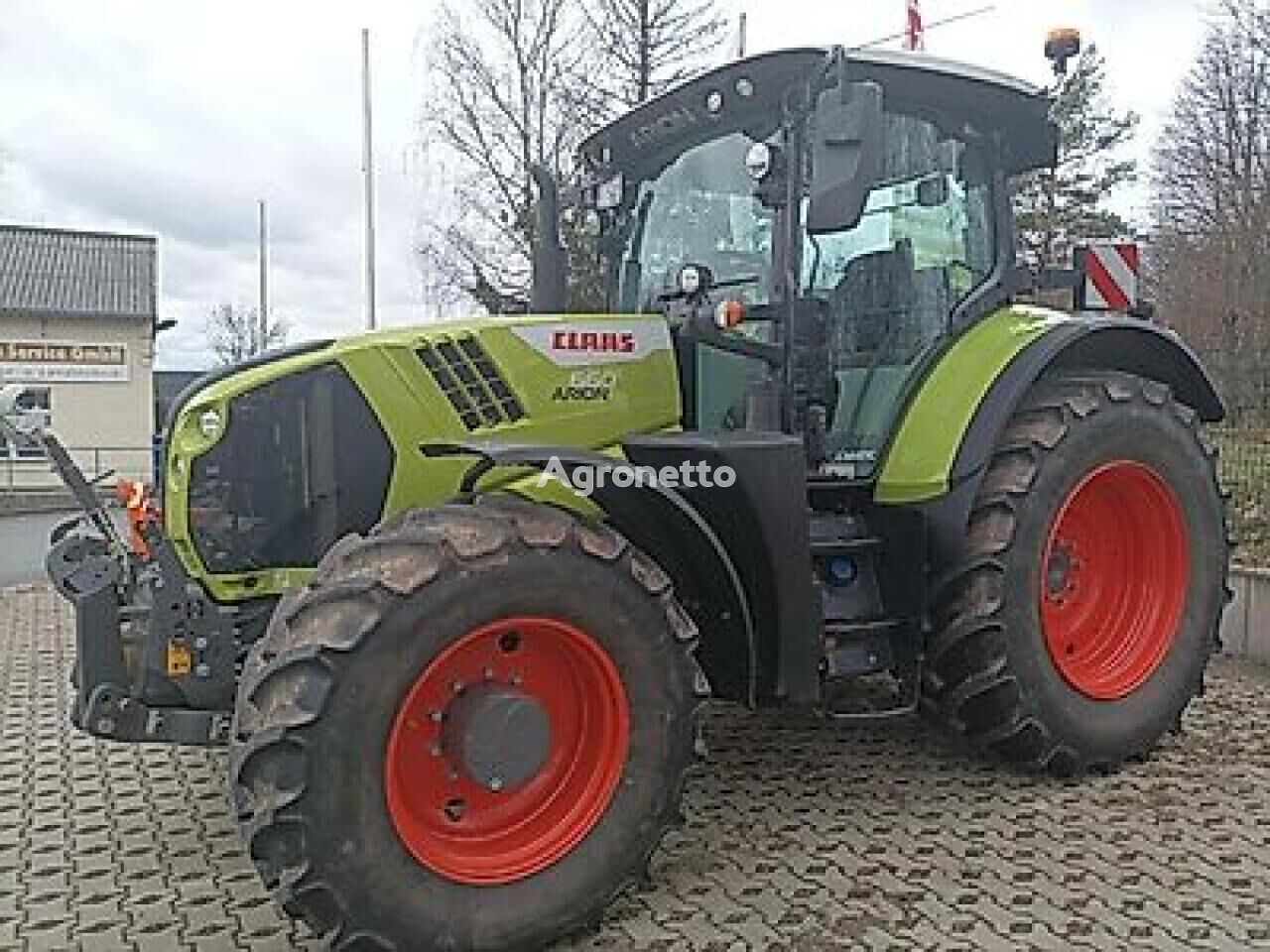 tracteur à roues Claas ARION 660 CMatic
