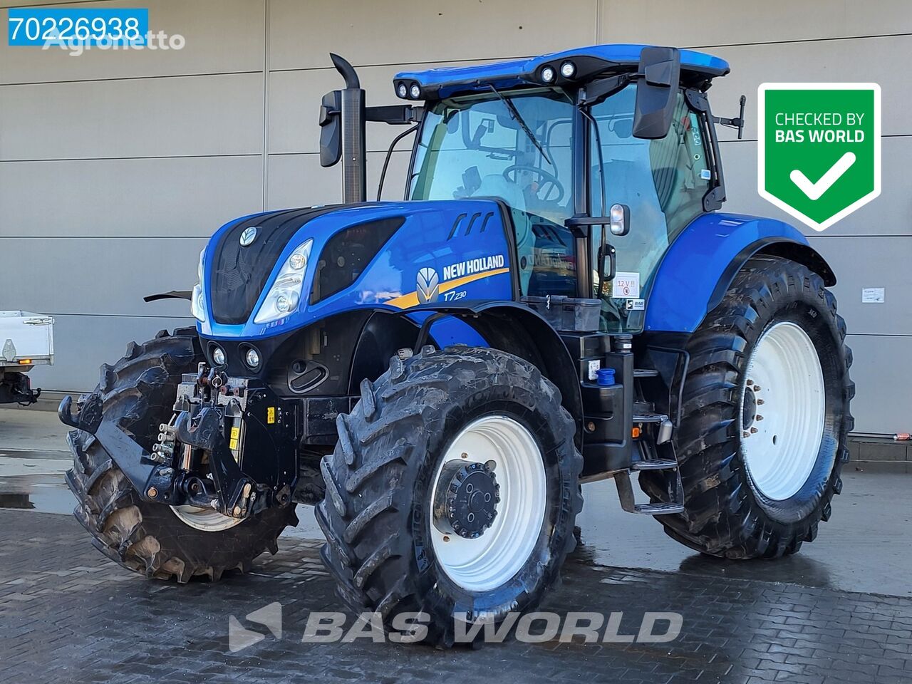 tracteur à roues New Holland T7.230 PC 4X4 SIDEWINDER