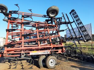 vibroculteur Case IH Tiger mate II 10.6m